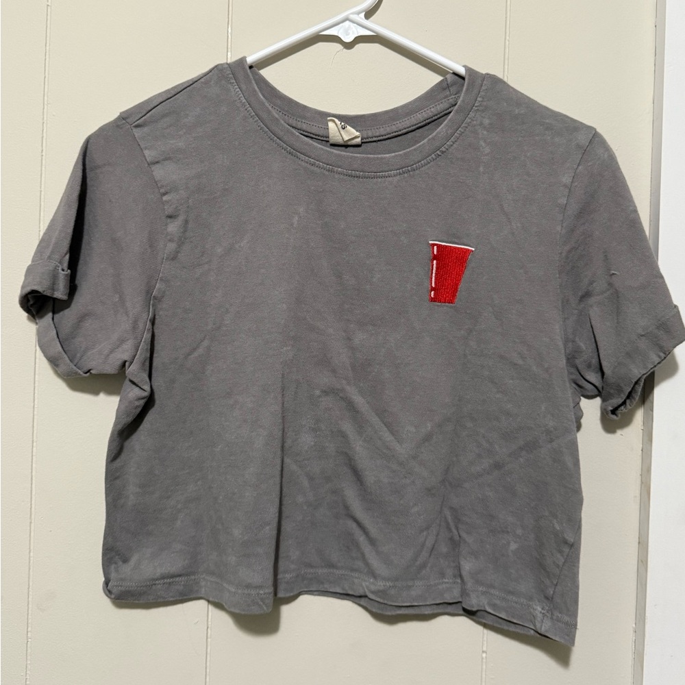 Vibe Gray Cropped Tee